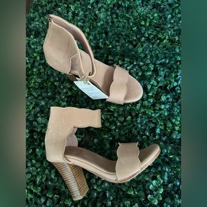 ELF made with hand  Spanish Mystery leather heels